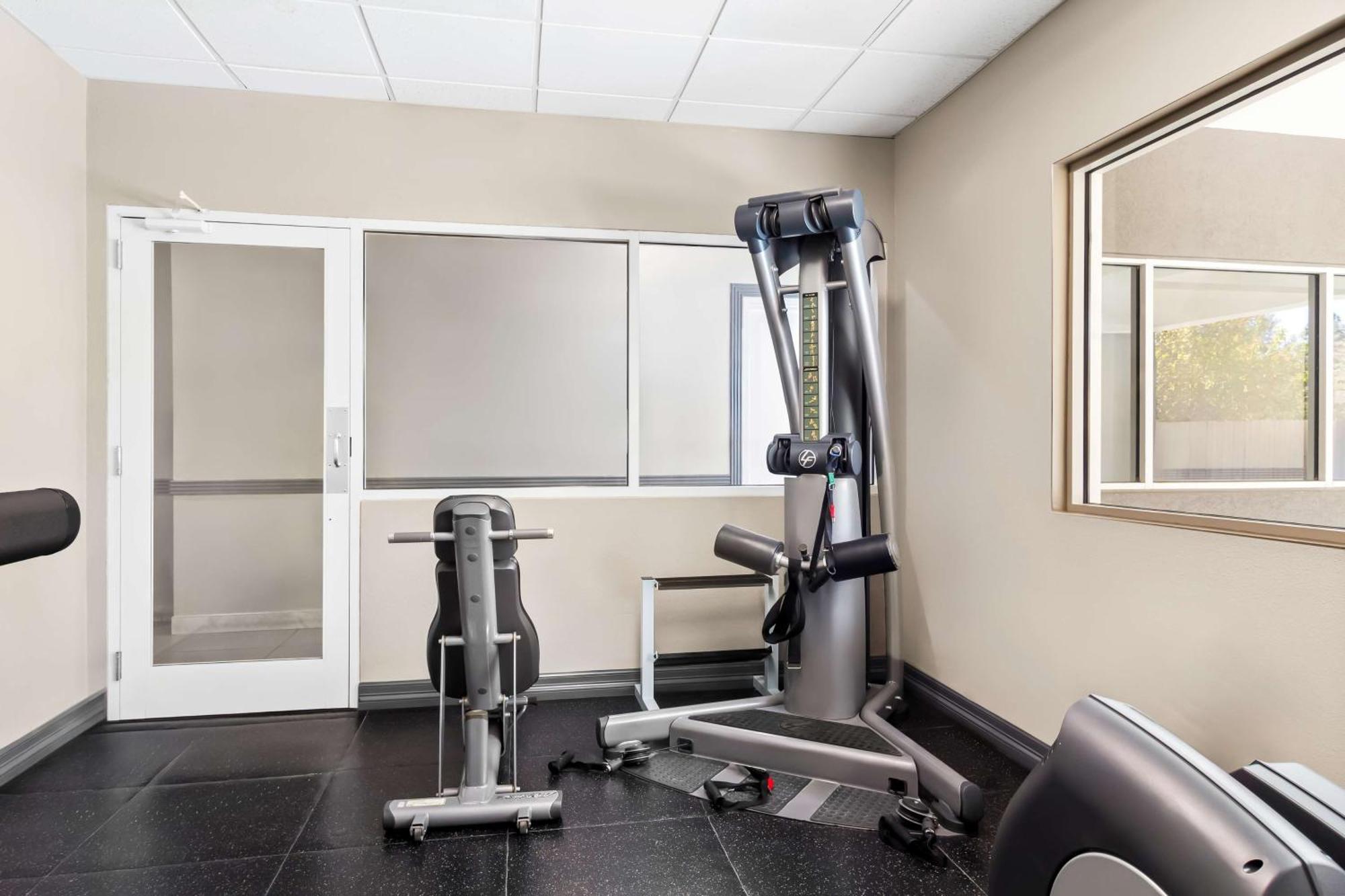 Sonesta Essential Iah Airport Jfk Boulevard - Newly Renovated Houston Exteriör bild