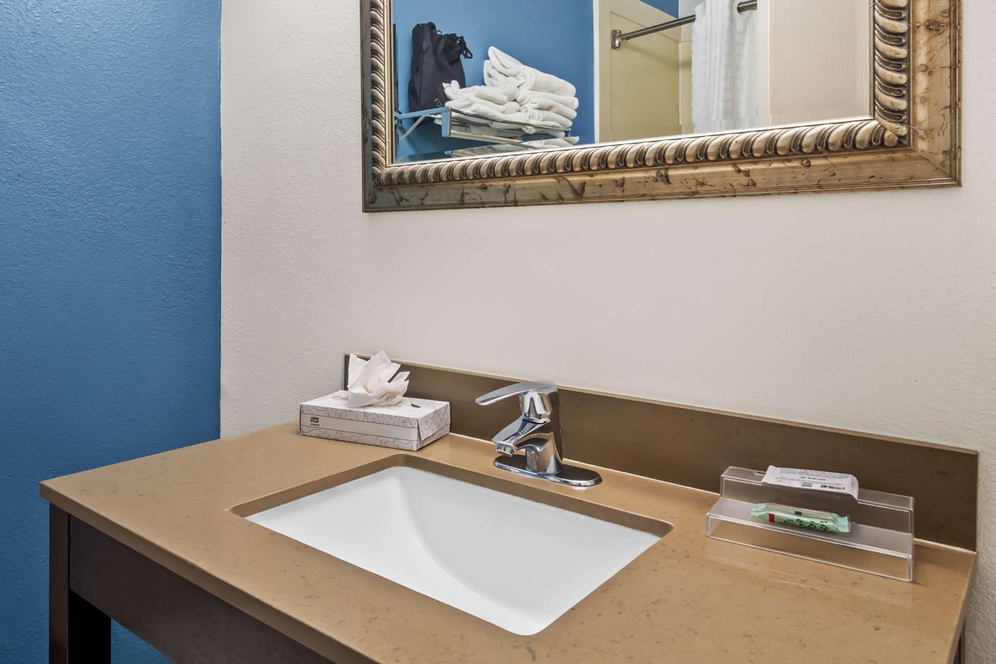 Sonesta Essential Iah Airport Jfk Boulevard - Newly Renovated Houston Exteriör bild